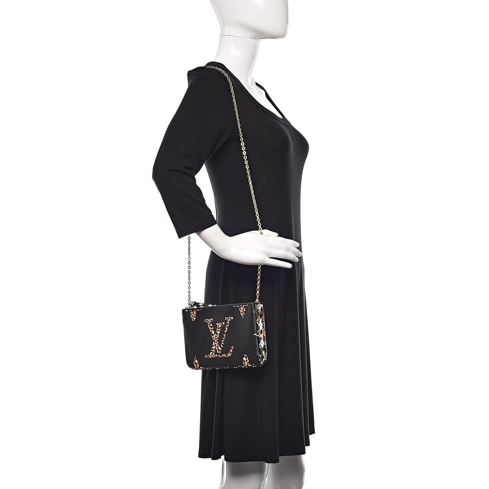 Louis Vuitton Jungle Pochette Double Zip Shoulder/Crossbody bag leopard monogram - Picture 3 of 16